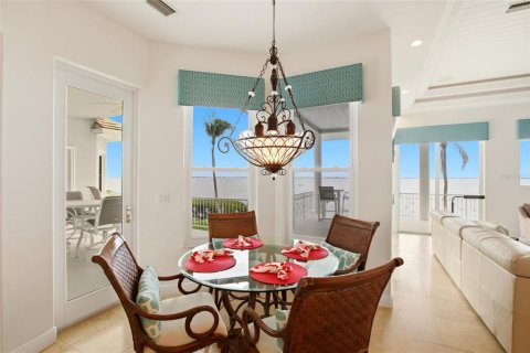 Casa en venta en Sarasota, Florida, 6 dormitorios, 577.39 m2 № 2202653 - foto 15
