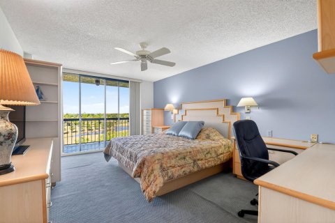 Condo in Lake Worth, Florida, 2 bedrooms  № 2245456 - photo 26