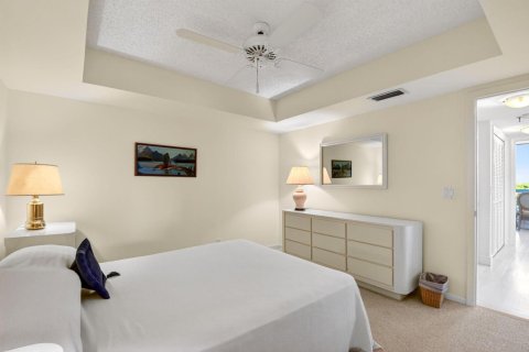 Condo in Lake Worth, Florida, 2 bedrooms  № 2245456 - photo 15