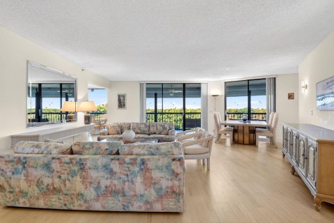 Condo in Lake Worth, Florida, 2 bedrooms  № 2245456 - photo 10