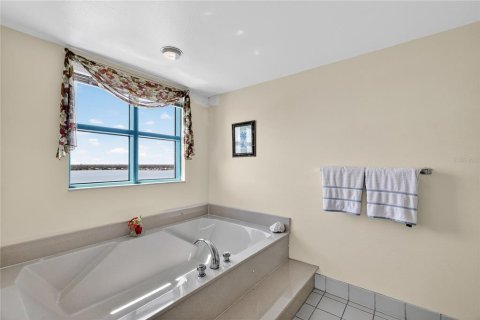 Condominio en venta en Clearwater, Florida, 2 dormitorios, 146.69 m2 № 1808095 - foto 24