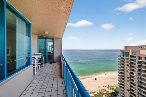 Condominio en venta en Clearwater, Florida, 2 dormitorios, 146.69 m2 № 1808095 - foto 2