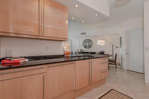 Copropriété à louer à Miami Beach, Floride: 1 chambre, 93.65 m2 № 2145668 - photo 11