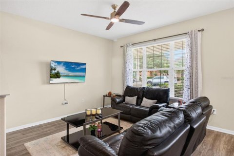 Townhouse in Kissimmee, Florida 3 bedrooms, 148.92 sq.m. № 2149368 - photo 8