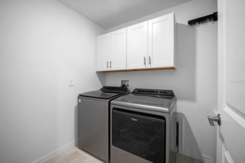 Villa ou maison à louer à Plant City, Floride: 4 chambres, 237.55 m2 № 2420196 - photo 23