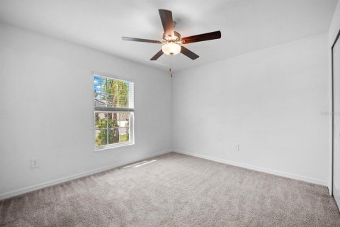Villa ou maison à louer à Plant City, Floride: 4 chambres, 237.55 m2 № 2420196 - photo 2
