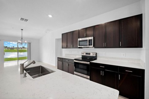 Villa ou maison à louer à Plant City, Floride: 4 chambres, 237.55 m2 № 2420196 - photo 14