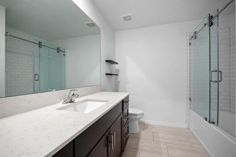 Villa ou maison à louer à Plant City, Floride: 4 chambres, 237.55 m2 № 2420196 - photo 4