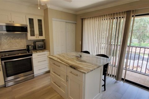 Condo in Sarasota, Florida, 2 bedrooms  № 1512419 - photo 3