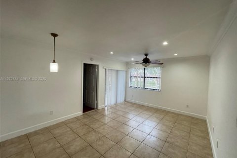 Copropriété à louer à Miami, Floride: 2 chambres, 69.68 m2 № 2040680 - photo 17