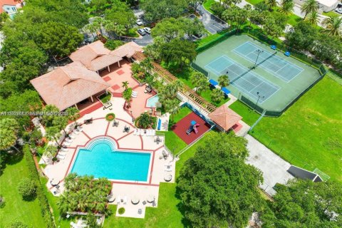 Copropriété à louer à Miami, Floride: 2 chambres, 69.68 m2 № 2040680 - photo 3