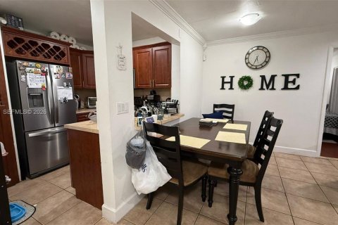 Condominio en alquiler en Miami, Florida, 2 dormitorios, 69.68 m2 № 2040680 - foto 25