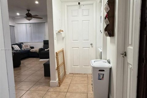 Copropriété à louer à Miami, Floride: 2 chambres, 69.68 m2 № 2040680 - photo 21