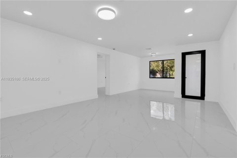 Купить виллу или дом в Форт Майерс, Флорида 4 спальни, № 1993321 - фото 20