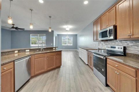 House in Riverview, Florida 3 bedrooms, 215.44 sq.m. № 1628242 - photo 12