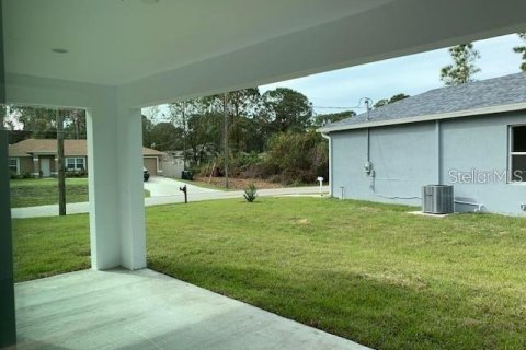Villa ou maison à vendre à North Port, Floride: 3 chambres, 139.35 m2 № 2215429 - photo 21