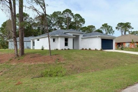 Villa ou maison à vendre à North Port, Floride: 3 chambres, 139.35 m2 № 2215429 - photo 2