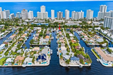 House in Fort Lauderdale, Florida 4 bedrooms, 251.49 sq.m. № 1930762 - photo 4