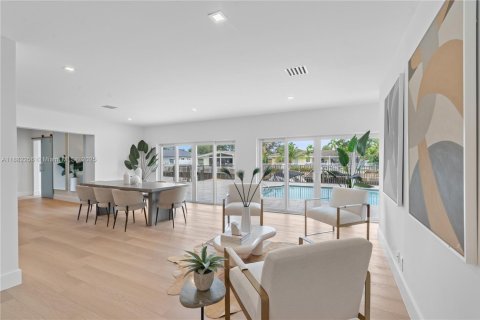 House in Fort Lauderdale, Florida 4 bedrooms, 251.49 sq.m. № 1930762 - photo 15