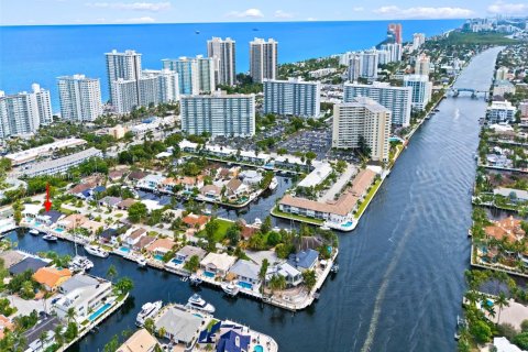 House in Fort Lauderdale, Florida 4 bedrooms, 251.49 sq.m. № 1930762 - photo 5