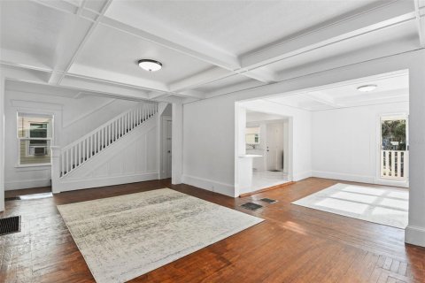 Купить виллу или дом в Дейтона-Бич, Флорида 9 комнат, 185.8м2, № 1528767 - фото 9
