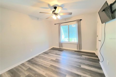 Снять в аренду кондоминиум в Сент-Питерсберг, Флорида 4 комнаты, 127.74м2, № 1910535 - фото 11