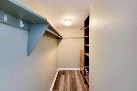 Снять в аренду кондоминиум в Сент-Питерсберг, Флорида 4 комнаты, 127.74м2, № 1910535 - фото 19