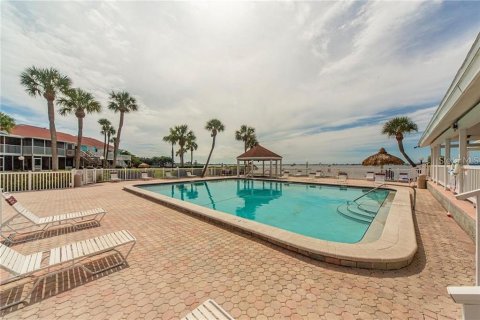 Condominio en alquiler en Saint Petersburg, Florida, 3 dormitorios, 127.74 m2 № 1910535 - foto 21