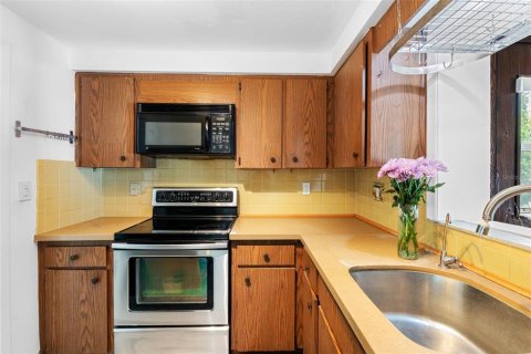 House in Clearwater, Florida 4 bedrooms, 133.78 sq.m. № 1877416 - photo 4