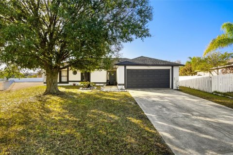 Villa ou maison à Kissimmee, Floride 3 chambres, 143.16 m2 № 2108349