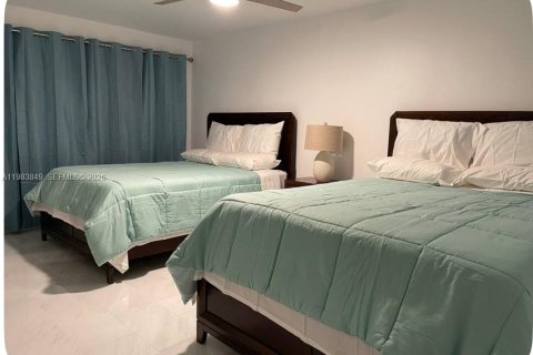 Снять в аренду виллу или дом в Форт-Лодердейл, Флорида 1 спальня, 65.03м2, № 2048597 - фото 4