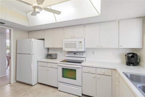 Купить виллу или дом в Брейдентон, Флорида 7 комнат, 111.58м2, № 1537458 - фото 11