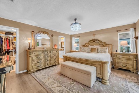 House in Jupiter, Florida 3 bedrooms, 157.38 sq.m. № 2241065 - photo 26