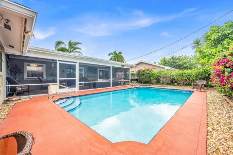 House in Jupiter, Florida 3 bedrooms, 157.38 sq.m. № 2241065 - photo 12