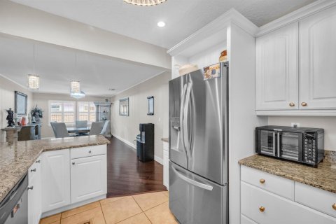 House in Jupiter, Florida 3 bedrooms, 157.38 sq.m. № 2241065 - photo 21