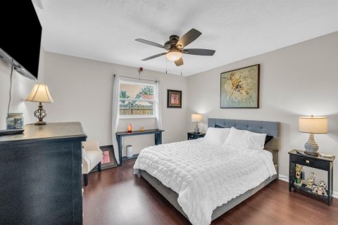 House in Jupiter, Florida 3 bedrooms, 157.38 sq.m. № 2241065 - photo 6