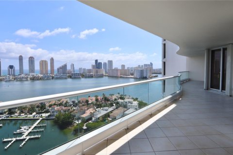 Copropriété à louer à Aventura, Floride: 2 chambres, 162.58 m2 № 2085645 - photo 18