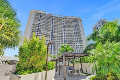 Copropriété à louer à Aventura, Floride: 2 chambres, 162.58 m2 № 2085645 - photo 20