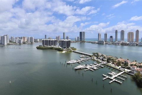 Copropriété à louer à Aventura, Floride: 2 chambres, 162.58 m2 № 2085645 - photo 19