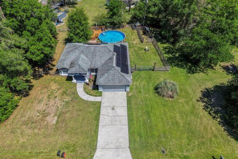 House in Floral City, Florida 3 bedrooms, 134.43 sq.m. № 2140944