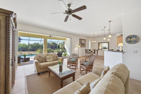 Villa ou maison à vendre à Rotonda, Floride: 4 chambres, 211.45 m2 № 2143884 - photo 17