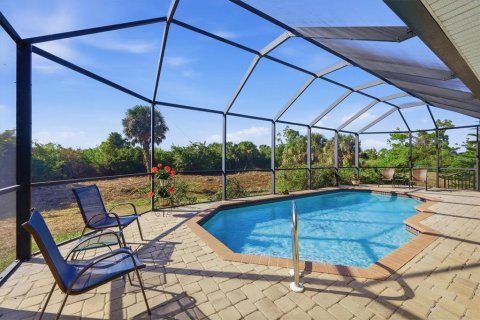 Villa ou maison à vendre à Rotonda, Floride: 4 chambres, 211.45 m2 № 2143884 - photo 5