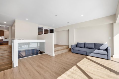 Condominio en venta en Miami Beach, Florida, 7 dormitorios, 537.9 m2 № 2000789 - foto 12