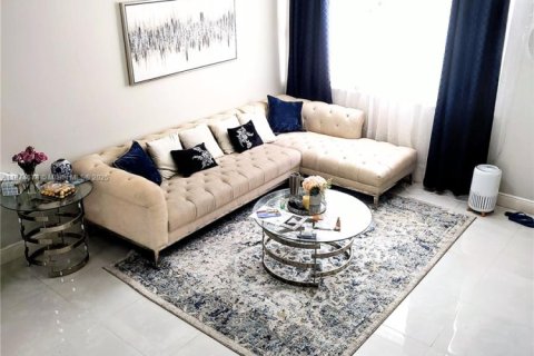 Condominio en venta en Hollywood, Florida, 2 dormitorios, 120.77 m2 № 2045961 - foto 8