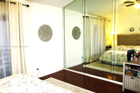 Condominio en venta en Hollywood, Florida, 2 dormitorios, 120.77 m2 № 2045961 - foto 23