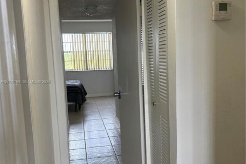 Copropriété à vendre à Miami, Floride: 2 chambres, 125.42 m2 № 2065360 - photo 27