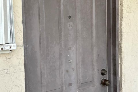 Copropriété à vendre à Miami, Floride: 2 chambres, 125.42 m2 № 2065360 - photo 10