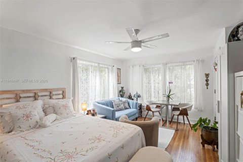 Propiedad comercial en venta en Miami, Florida, 213.12 m2 № 2054627 - foto 20