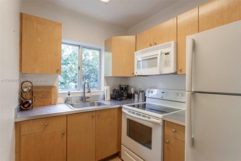 Propiedad comercial en venta en Miami, Florida, 213.12 m2 № 2054627 - foto 28