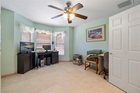 House in Ocala, Florida 3 bedrooms, 146.41 sq.m. № 1911575 - photo 17